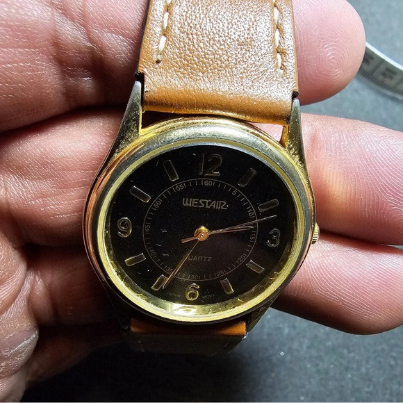 Vintage Westair Quartz 18k Gold Plated Watch Black Dial Brown Straps Working - Picture 3 of 9